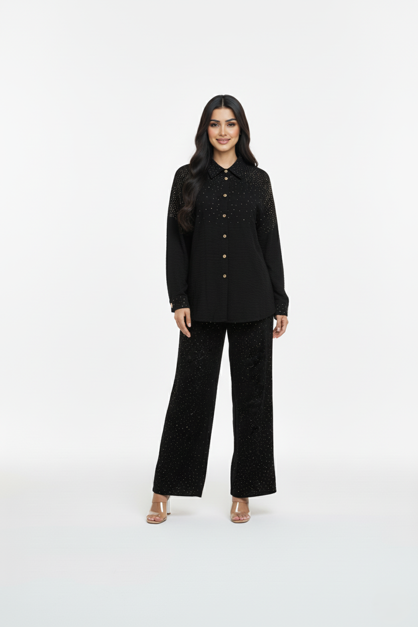 Elegant Plain Set with Rhinestone Detailing