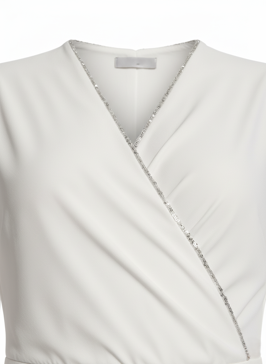  طقم ساتان فاخر  بلمسة لؤلؤية