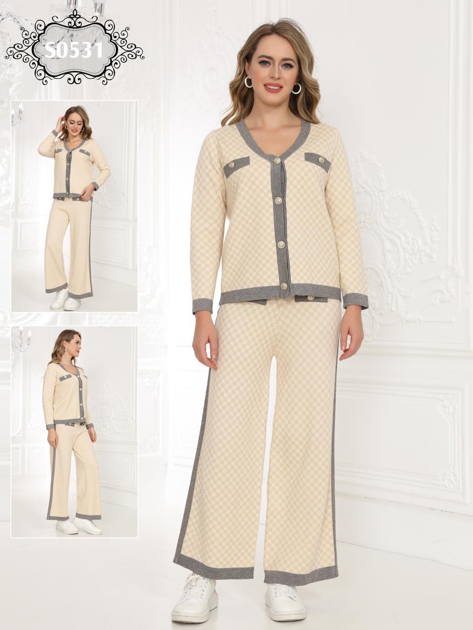 طقم كلاسيكي أنيق