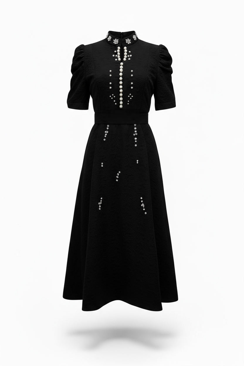 فستان سواريه مرصع بالفصوص مع حزام أنيق